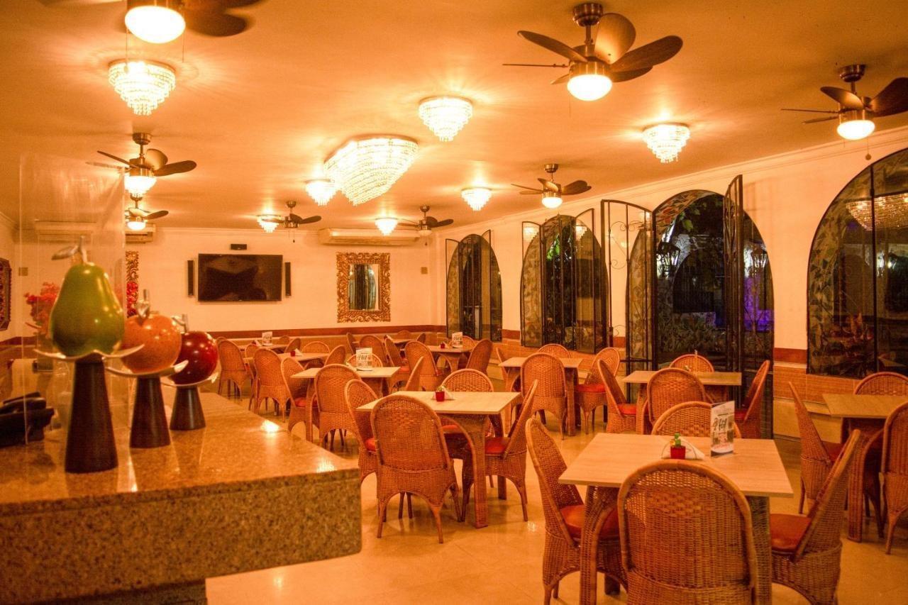 Hotel Chucarima Кукута Экстерьер фото